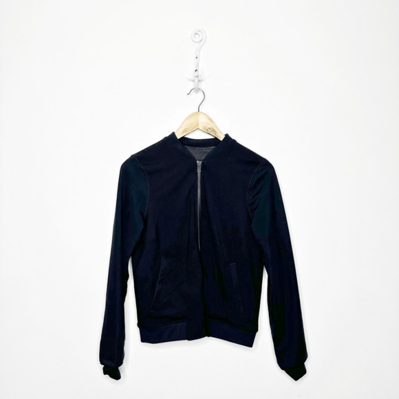 Lululemon Party Bomb Jacket Garden Party Smooth Silver Multi Black womens 2 - Picture 2 of 10